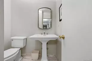 269-10 Grand Central Pkwy, New York City, NY 11005 - Photo 6