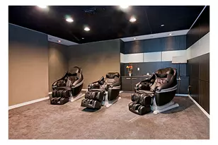 247 W 46th St, New York, NY 10036 - Photo 22