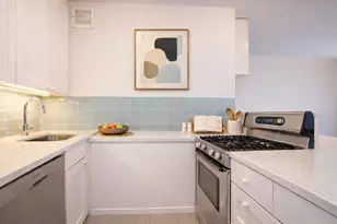 400 E 70th St, New York City, NY 10021 - Photo 4