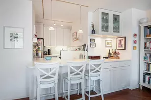 400 E 70th St, New York City, NY 10021 - Photo 2