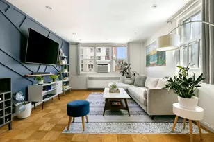 240 E 35th St, New York City, NY 10016 - Photo 2