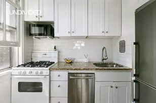 240 E 35th St, New York City, NY 10016 - Photo 4