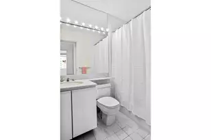 245 E 93rd St, New York City, NY 10128 - Photo 8