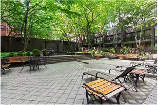 245 E 93rd St, New York City, NY 10128 - Photo 10