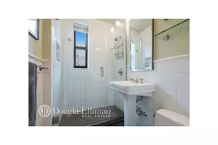 12 W 9th St, New York City, NY 10011 - Photo 8