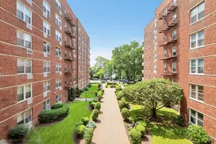 9201 Shore Rd, New York City, NY 11209 - Photo 10