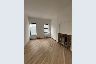 572 9th Avenue #3, New York City, NY 10036 - Photo 4