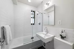 330 E 70th St, New York City, NY 10021 - Photo 8