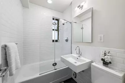 330 E 70th Street #2-H, New York, NY 10021 - Photo 8