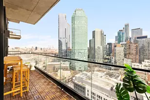 45-30 Pearson St, New York City, NY 11101 - Photo 10