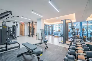 45-30 Pearson St, New York City, NY 11101 - Photo 18