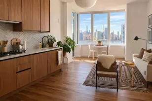 21 India St, New York City, NY 11222 - Photo 2