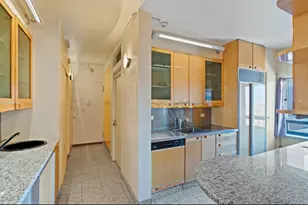 425 E 58th St, New York City, NY 10022 - Photo 16