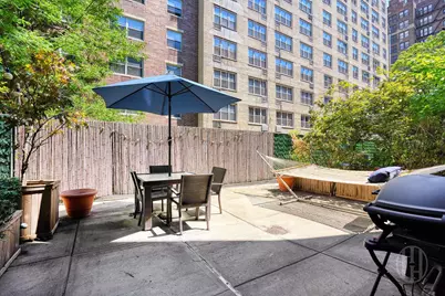 211 E 18th Street #1M, New York, NY 10003 - Photo 8