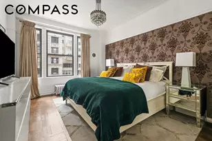 200 W 54th St, New York City, NY 10019 - Photo 2