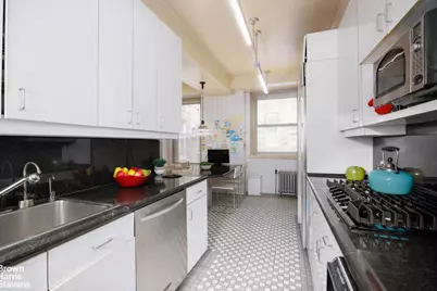 1010 5th Avenue #10B, New York City, NY 10028 - Photo 12