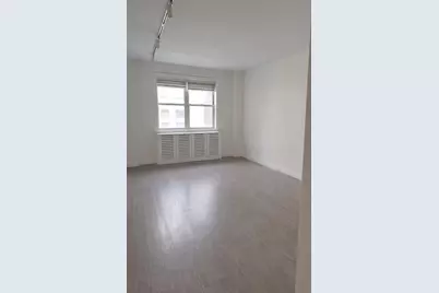 30 W 60th Street #8-S, New York City, NY 10023 - Photo 8