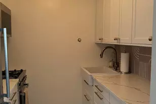 30 W 60th St, New York City, NY 10023 - Photo 6