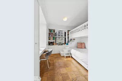 305 E 40th Street #4J, New York City, NY 10017 - Photo 8