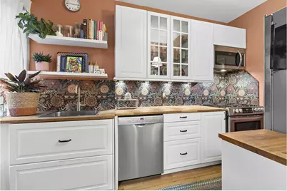 30 Macombs Place #21, New York City, NY 10039 - Photo 2