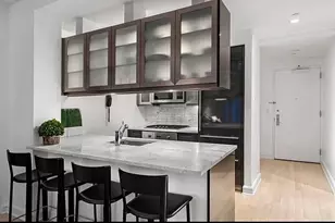 80 Riverside Blvd, New York City, NY 10069 - Photo 2