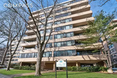 9-20 166th Street #4B, Whitestone, NY 11357 - Photo 8