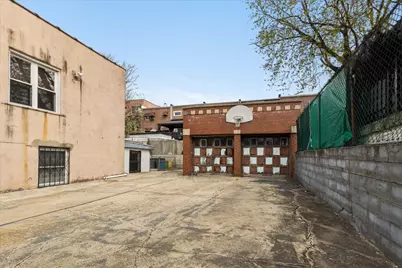 1021 E 213th Street, Bronx, NY 10469 - Photo 4