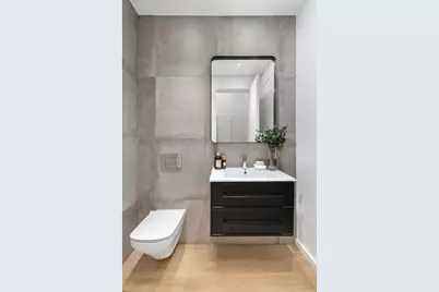 7 Bond Street #4D, New York City, NY 10012 - Photo 8