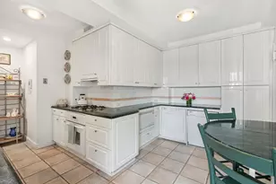515 West End Ave, New York City, NY 10024 - Photo 10