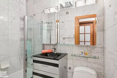 400 E 54th Street #14F, New York, NY 10022 - Photo 14