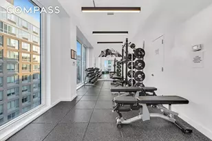 24-16 Queens Plaza S, New York City, NY 11101 - Photo 10