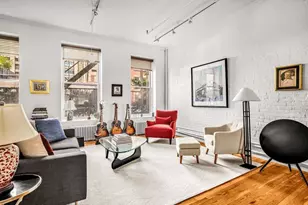 351 W Broadway, New York City, NY 10013 - Photo 1