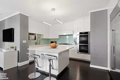 101 W 81st Street #701/702, New York City, NY 10024 - Photo 16
