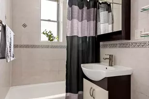 920 E 17th St, New York City, NY 11230 - Photo 6