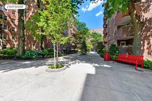 920 E 17th St, New York City, NY 11230 - Photo 8