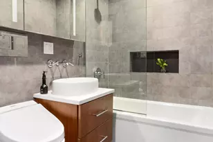 261 Union Ave, New York City, NY 11211 - Photo 10