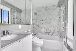 900 Park Ave, New York, NY 10075 - Photo 10
