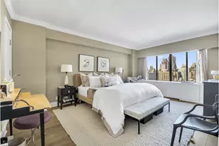 900 Park Ave, New York City, NY 10075 - Photo 12