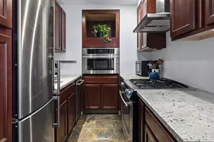 141 E 3rd St, New York, NY 10009 - Photo 4