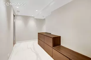 200 Central Park S, New York City, NY 10019 - Photo 22