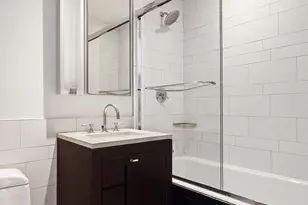 450 E 83rd St, New York City, NY 10028 - Photo 12