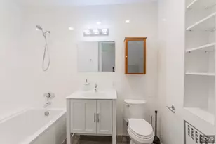 60-21 Putnam Ave, Ridgewood, NY 11385 - Photo 14