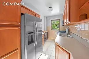 21-80 33rd Rd, New York City, NY 11106 - Photo 10