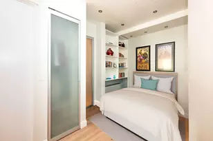 254 W 10th St, New York, NY 10014 - Photo 2