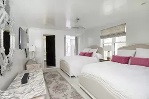 891 Park Ave, New York City, NY 10075 - Photo 10