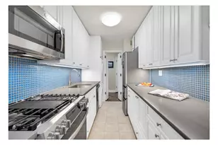 345 E 73rd St, New York City, NY 10021 - Photo 2