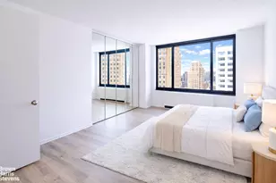 200 Rector Pl, New York City, NY 10280 - Photo 16