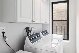400 W 58th St, New York City, NY 10019 - Photo 12