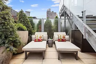 261 W 28th St, New York City, NY 10001 - Photo 2