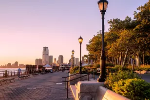 350 Albany St, New York City, NY 10280 - Photo 12